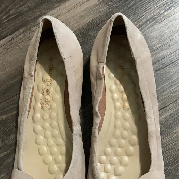 Walking Cradles‎ Brielle Light Beige Bow Twist Ballet Flat Shoes - Picture 5 of 11